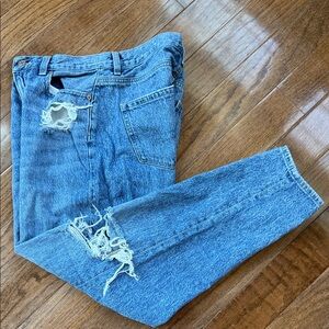 American Eagle Relaxed Mom Jeans